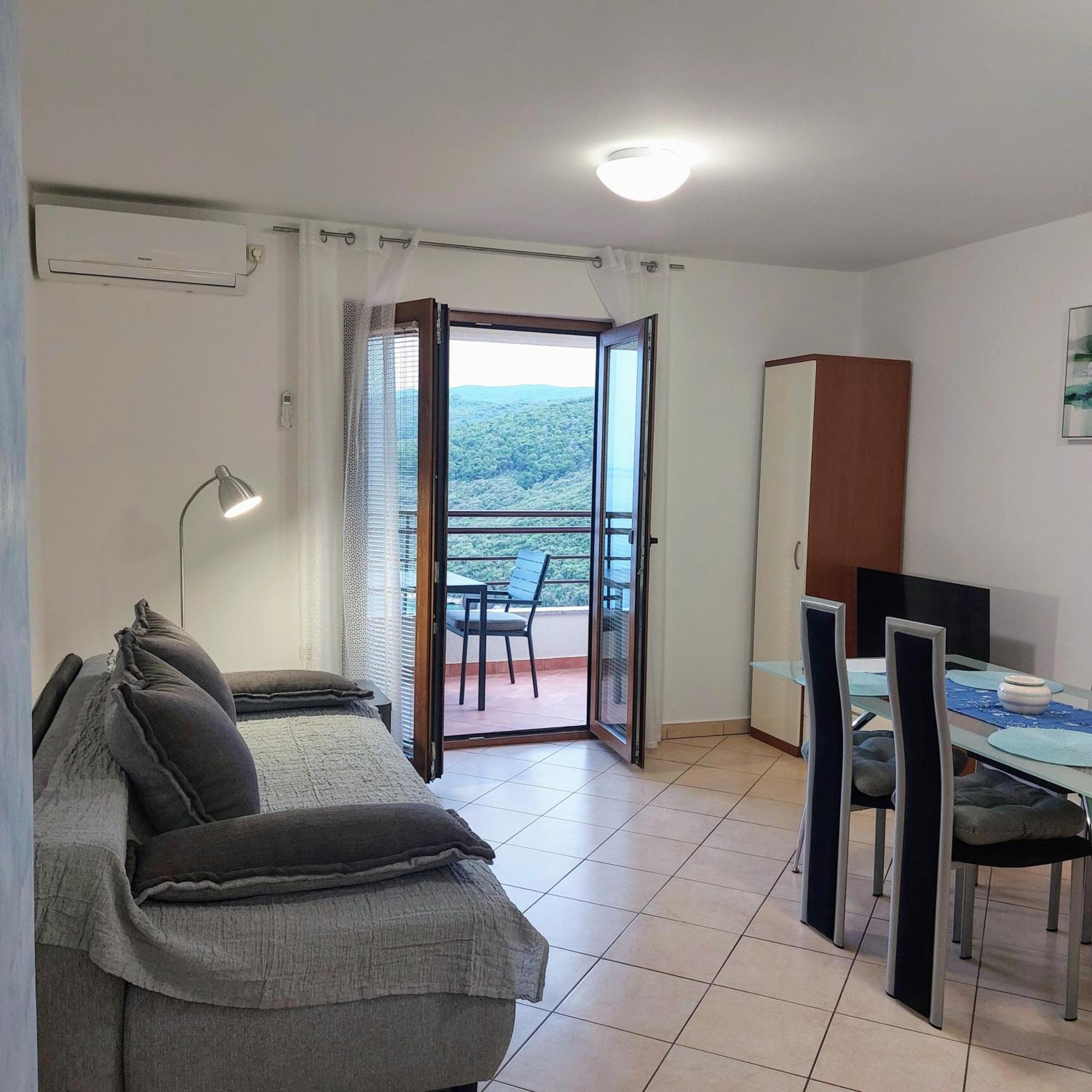 Sunshine Apartment West Rabac Exterior foto