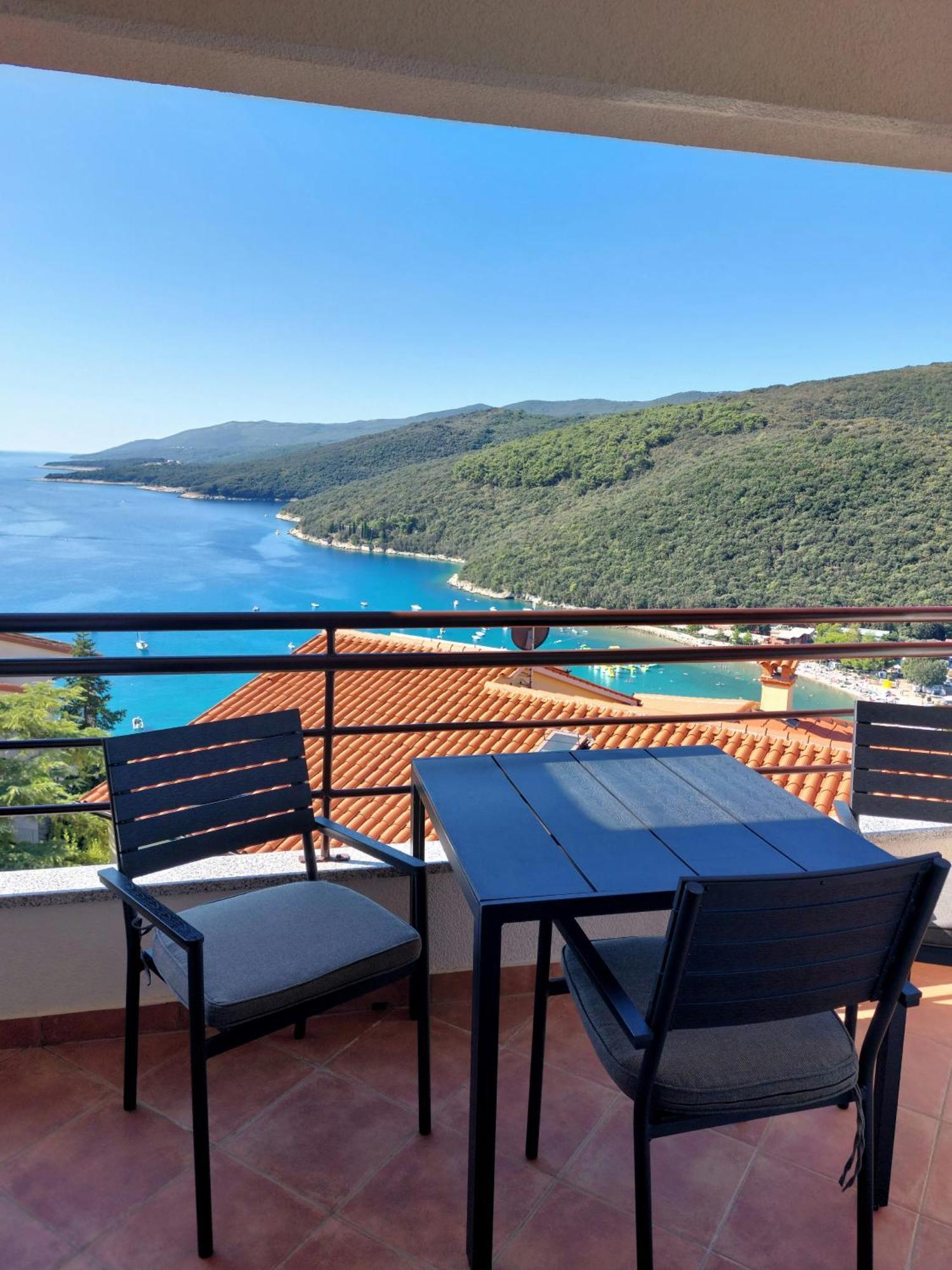Sunshine Apartment West Rabac Exterior foto