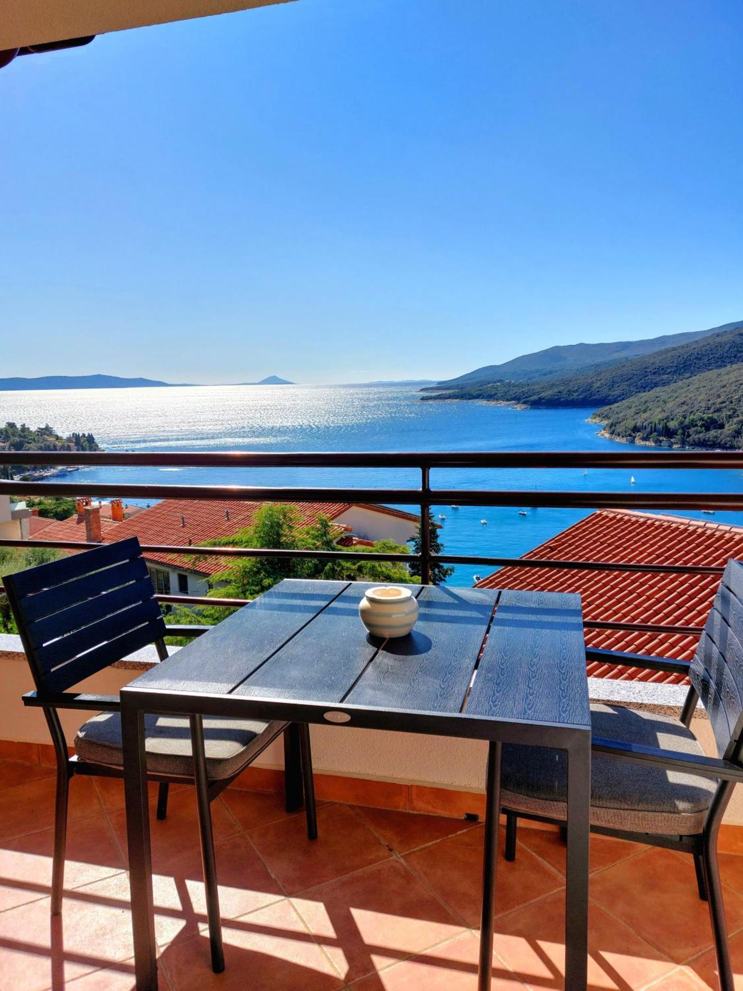 Sunshine Apartment West Rabac Exterior foto